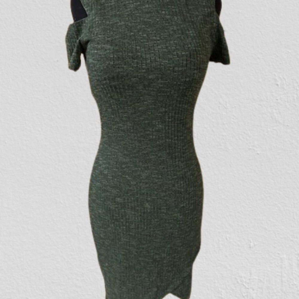 Love J Cable Knit High Neck Cold Shoulder Body Con Dress 4252 Medium NWTBoutique